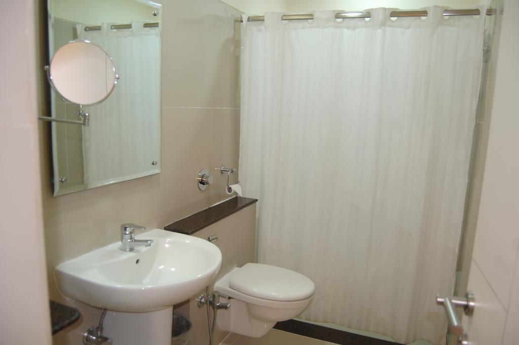 Shreemaya Hotell Indore Rom bilde