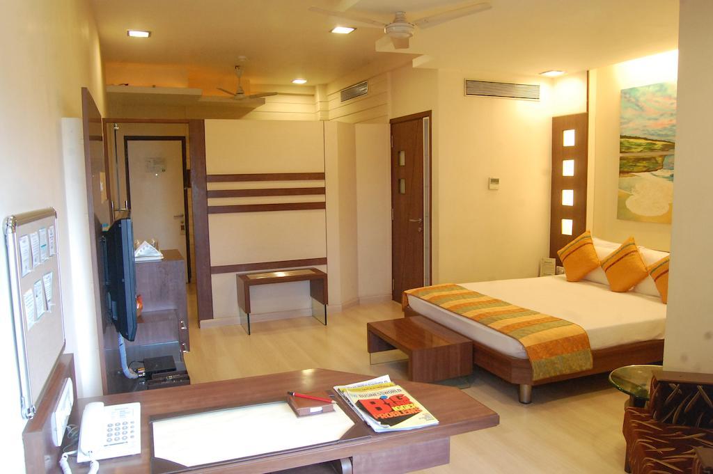 Shreemaya Hotell Indore Eksteriør bilde