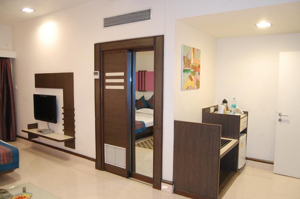 Shreemaya Hotell Indore Eksteriør bilde
